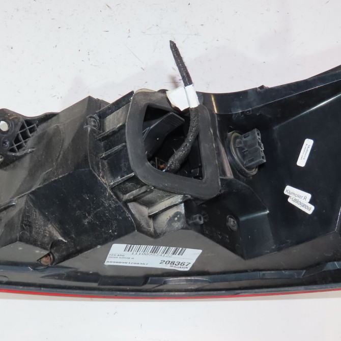 Feu arrière gauche occasion  Skoda SUPERB III (3V3) 1.6 tdi (2015)   3V5945207  2