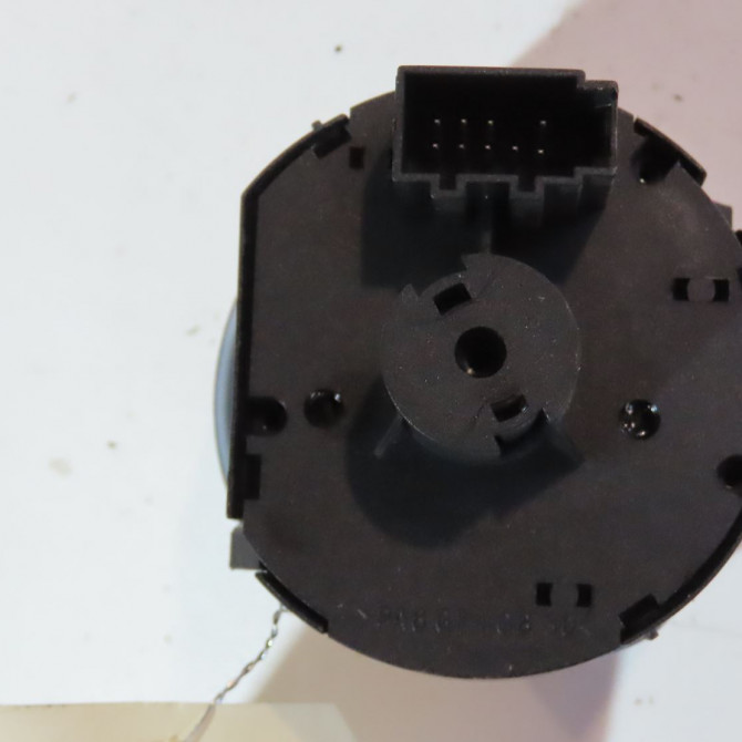 Interrupteur commande de phares occasion  Skoda SUPERB III (3V3) 1.6 tdi (2015)   3V0941431IHA  3