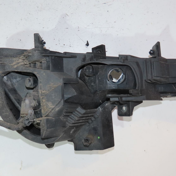 Phare antibrouillard avant gauche occasion  Kia SPORTAGE III (SL) 1.7 crdi (2010)   922013W200  2