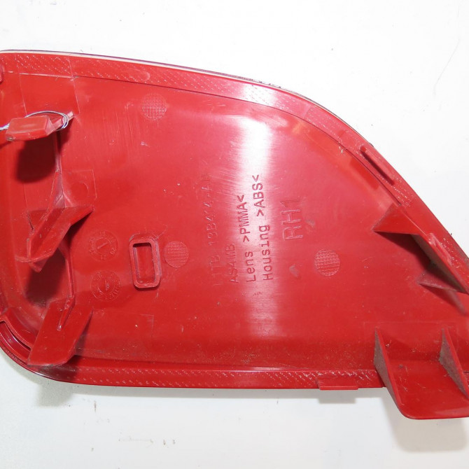 Feu brouillard arrière droit occasion  Ford PUMA (J2K, CF7) 1.0 ecoboost mhev (2019)   2418376  2