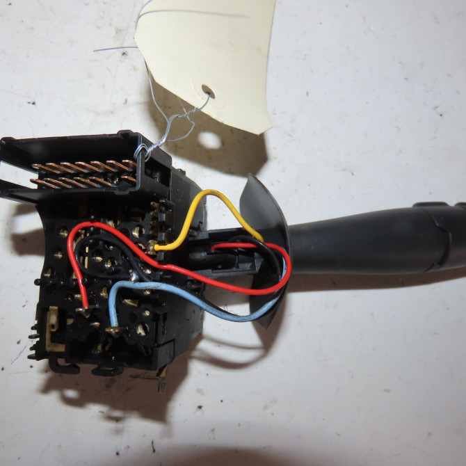 Commande eclairage occasion  Renault TWINGO II (CN0_) 1.2 16v (cn0k, cn0v) (2007) 3 portes   7701072111  3