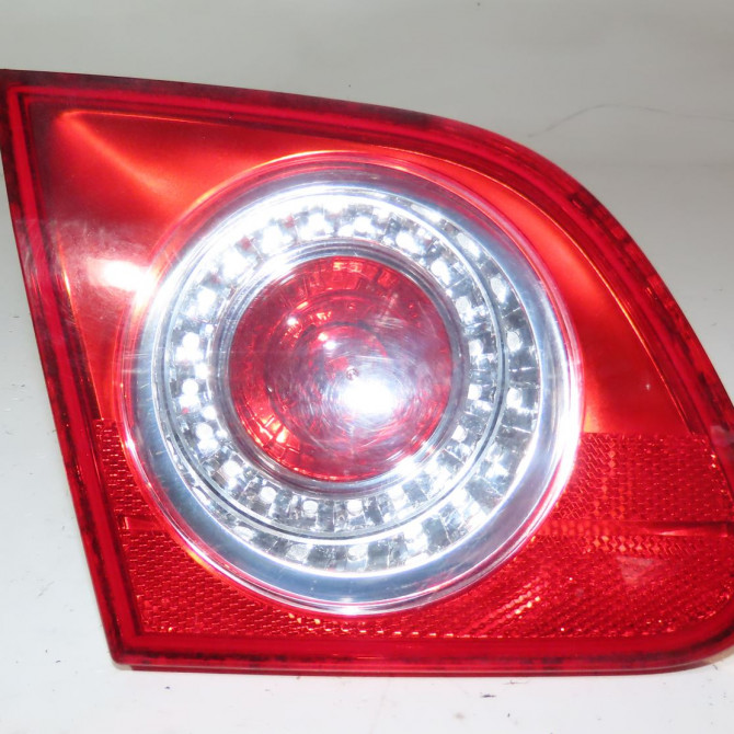 Feu arrière interieur gauche occasion  Volkswagen vw PASSAT B6 (3C2) 1.9 tdi (2005-2010) 4 portes   3C5945093E  1