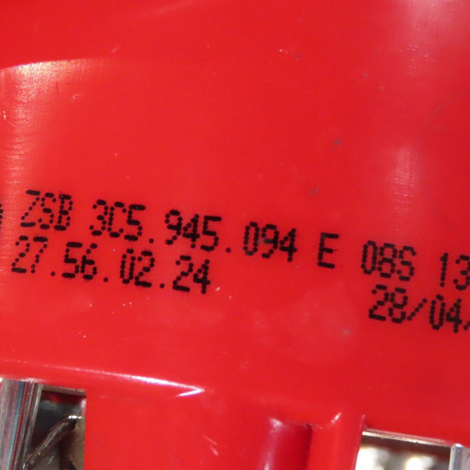 Feu arrière intérieur droit occasion  Volkswagen vw PASSAT B6 (3C2) 1.9 tdi (2005-2010) 4 portes   3C5945094E  4