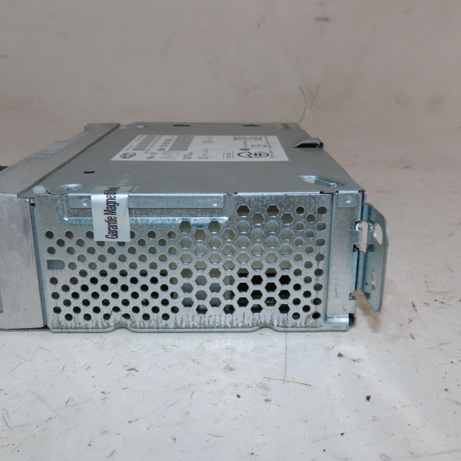 Autoradio occasion  Peugeot 208 I (CA_, CC_) 1.6 bluehdi 100 (2015) 5 portes   9811066180  3