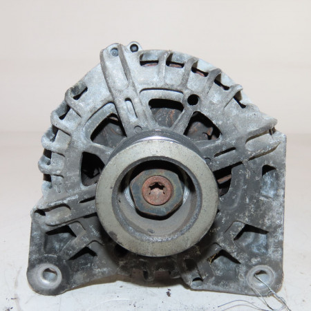 Alternateur occasion  Renault MEGANE III 3/5 portes (BZ0/1_, B3_) 1.9 dci (bz0n, bz0j) (2008)   8200757870 