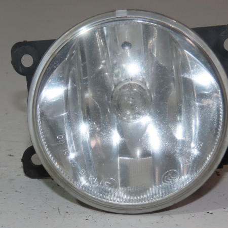 Phare antibrouillard avant gauche occasion  Peugeot 208 I (CA_, CC_) 1.4 hdi (2012) 3 portes   9675450980 