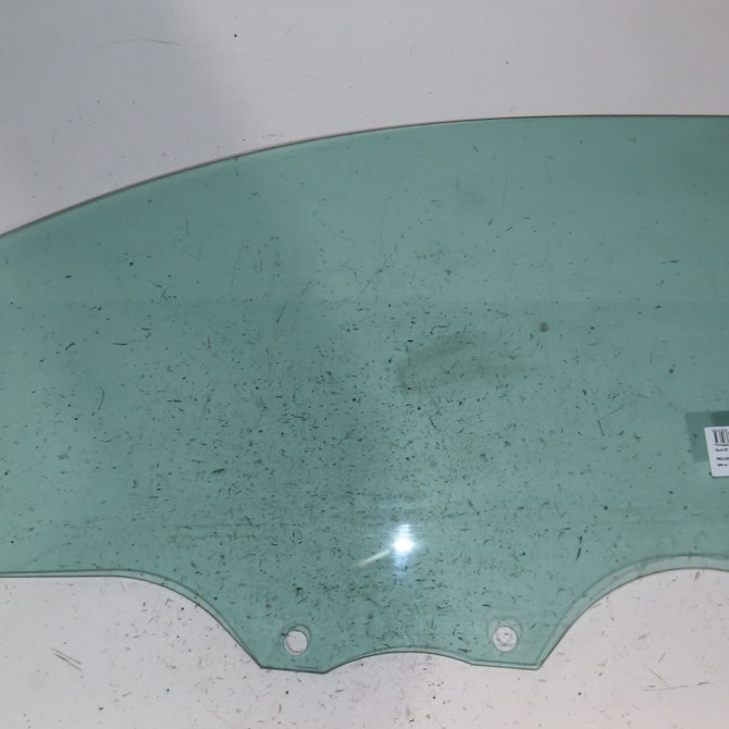 Glace porte av g occasion  Peugeot 108 1.0 vti (2014)   B000825780  1