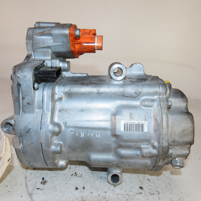 Compresseur air conditionne occasion  Renault MEGANE E-TECH SUV Ev60 (2021)   926005MP0A  1