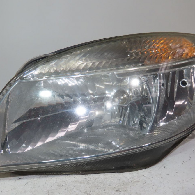 Phare gauche occasion  Skoda FABIA II (542) 1.4 tdi (2007-2010)   5J1941017  1