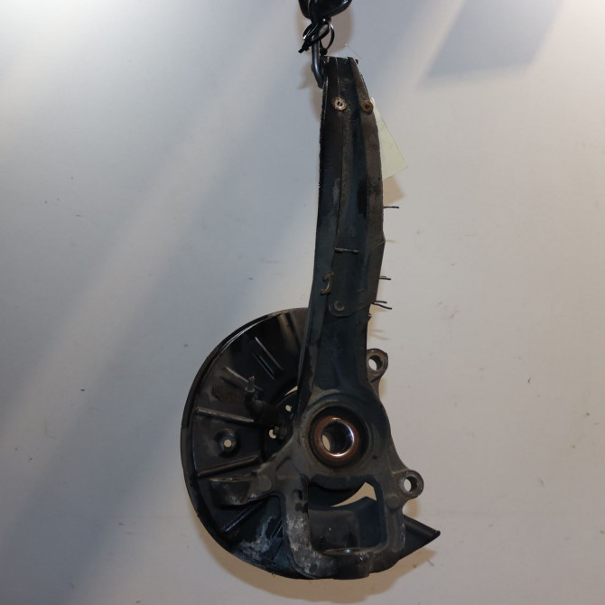 Fusee avg occasion  Volkswagen vw TOUAREG (7LA, 7L6, 7L7) 2.5 r5 tdi (2003-2010)   7L6407257A  2