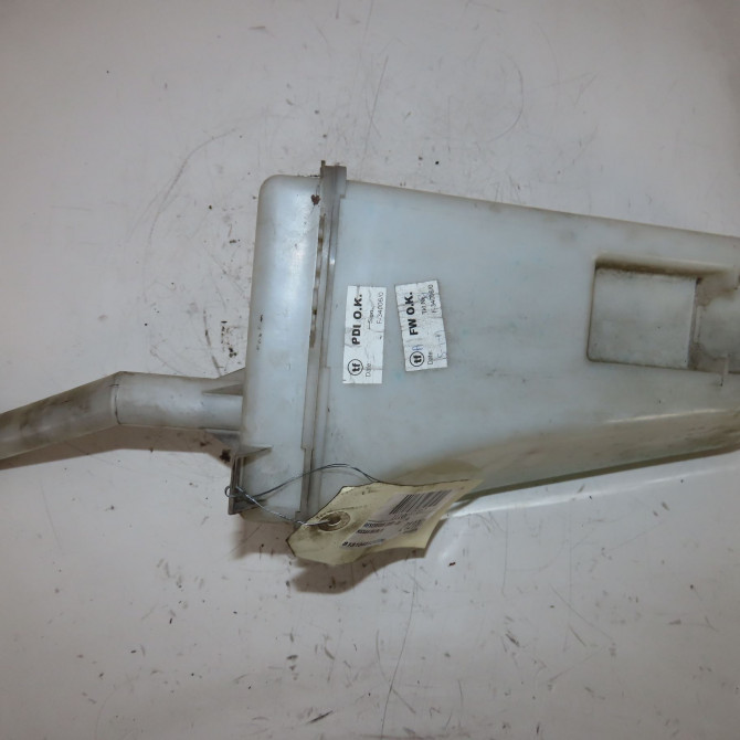 Reservoir lave-glace avant occasion  Nissan MICRA IV (K13K) 1.2 (2010-2015)   289101HA3A  1