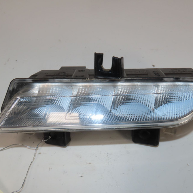 Feux position g occasion  Renault CLIO IV (BH_) 1.2 16v (2012)   266059367R  1