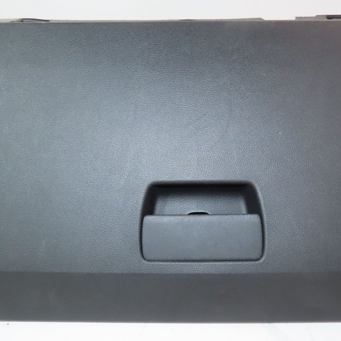 Boite à gants occasion  Dacia SANDERO III Liberty 125 i.e. (m73) (2012)   686400219R  1