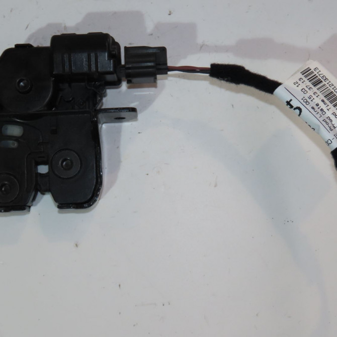 Serrure hayon occasion  Renault TWINGO II (CN0_) 1.2 16v (cn04, cn0a, cn0b) (2007-2014) 3 portes   8200948107  3