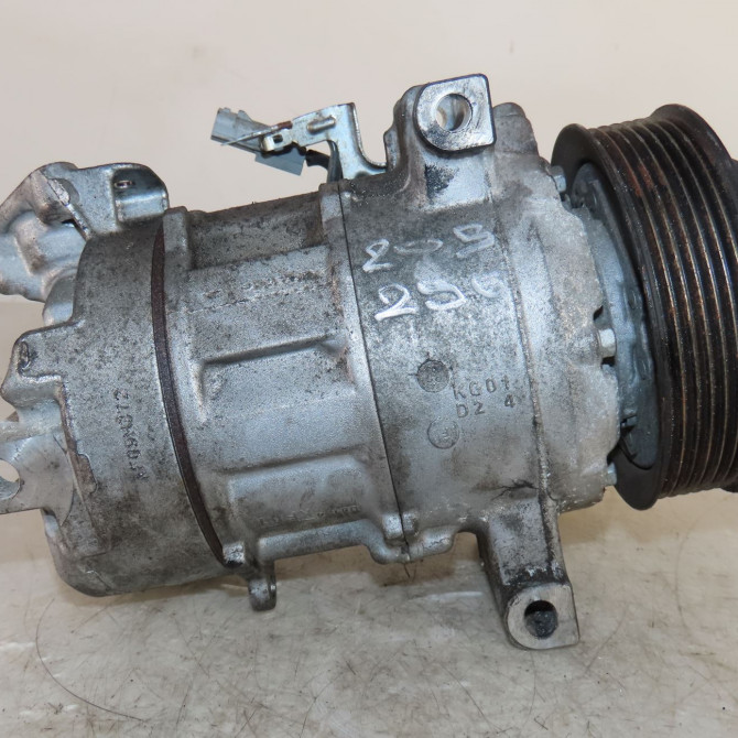 Compresseur air conditionne occasion  Renault TALISMAN Grandtour (KP_) 1.6 dci 130 (2016)   926004EB0A  4