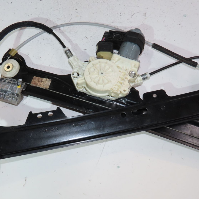 Mecanisme+moteur leve-glace avg occasion  Bmw 5 (E60) 520 d (2005-2009)   51337184383  2
