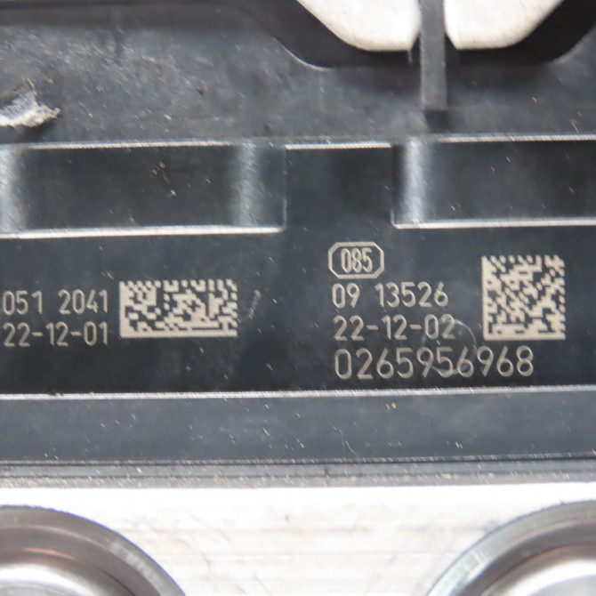 Unité hydraulique ABS occasion  Renault MEGANE E-TECH SUV Ev60 (2021)   476602585R  2