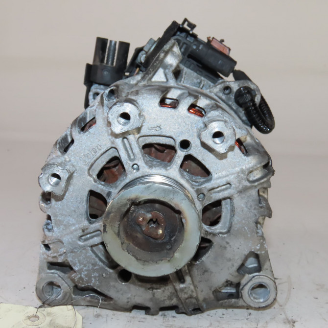 Alternateur occasion  Peugeot 308 III (FB_, FH_, FP_, F3_) Hybrid 225 (f3dgyt) (2021)   9820080280  1