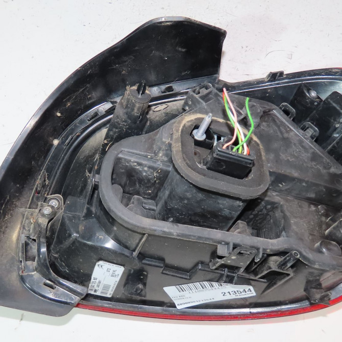 Feu arrière gauche occasion  Citroën C3 III (SX) 1.2 vti 82 (2016)   9812257580  3
