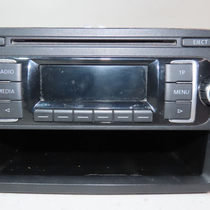 Autoradio occasion  Volkswagen vw POLO V (6R1, 6C1) 1.2 tdi (2009) 5 portes   5M0035156D  1