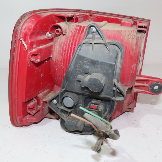 Feu arrière droit occasion  Volkswagen vw TOURAN (1T3) 1.6 tdi (2010-2015) 5 portes   1T0945096R  3