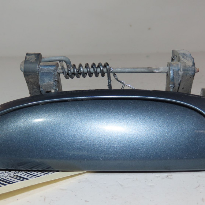 Poignee ext porte avg occasion  Renault CLIO II (BB_, CB_) 1.2 16v (bb05, bb0w, bb11, bb27, bb2t, bb2u, bb2v, cb05,... (2001-2016) 3 portes   7701471883  1