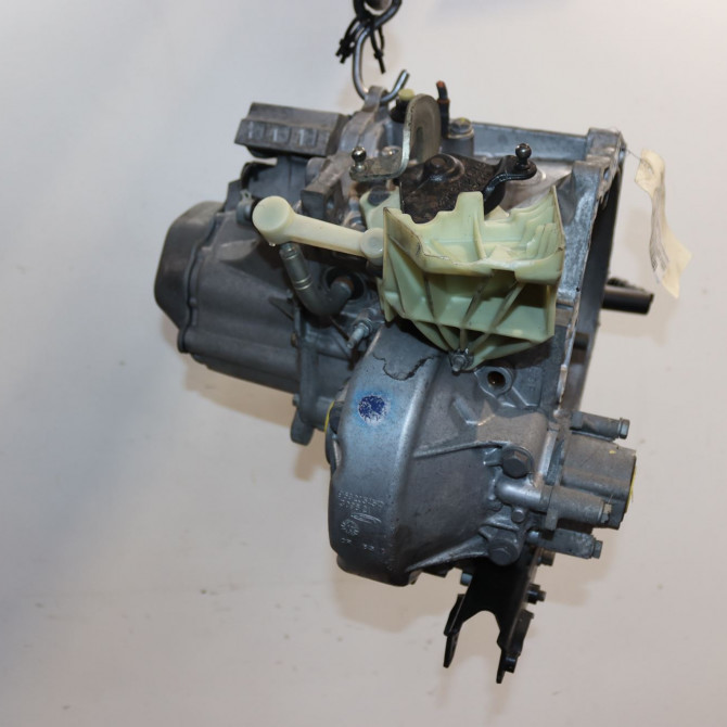 Boîte à vitesse mecanique occasion  Peugeot 2008 I (CU_) 1.6 hdi (2013)   20ET06  5