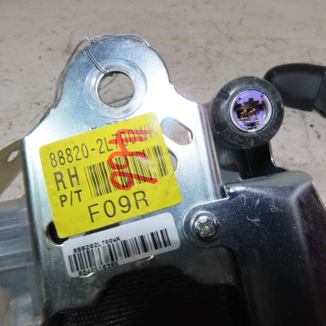 Ceinture avant droite occasion  Hyundai I30 (FD) 1.6 crdi (2007-2011)   888202L700WK  2