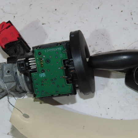 Antivol de direction occasion  Renault CLIO III (BR0/1, CR0/1) 1.5 dci (br17, cr17) (2005-2012) 5 portes   7701208408 