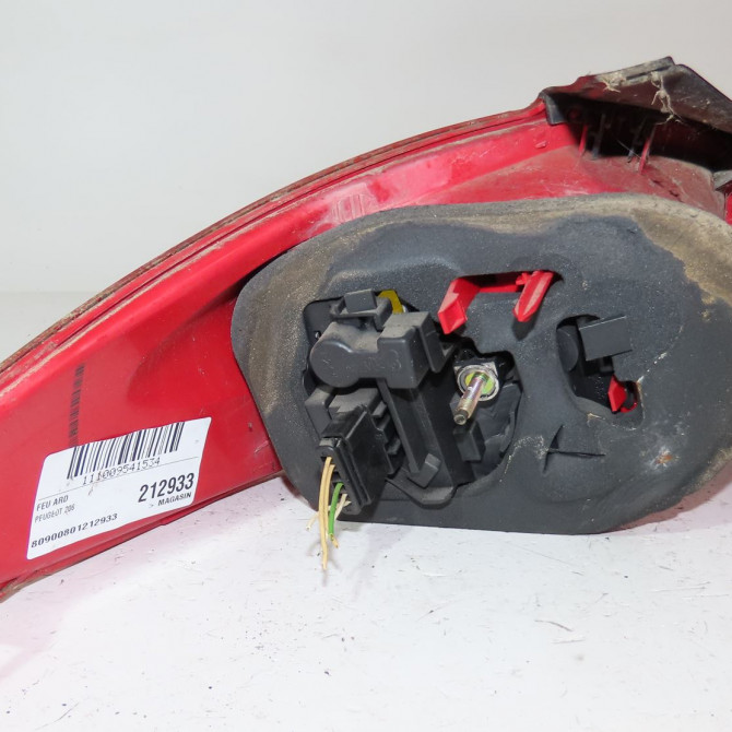 Feu arrière droit occasion  Peugeot 206 3/5 portes (2A/C) 1.4 hdi eco 70 (2001-2009) 5 portes   6351S0  2