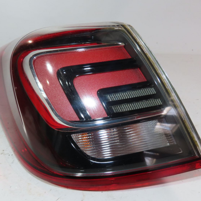 Feu arrière gauche occasion  Opel CROSSLAND X / CROSSLAND (P17, P2QO) 1.2 (75) (2017)   39137521  1