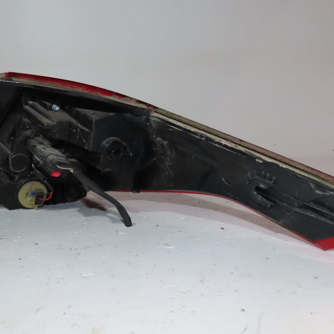 Feu arrière gauche occasion  Opel CROSSLAND X / CROSSLAND (P17, P2QO) 1.2 (75) (2017)   39137521  2