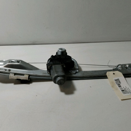 Mecanisme+moteur leve-glace ard occasion  Renault CLIO III (BR0/1, CR0/1) 1.5 dci (br17, cr17) (2005-2012) 5 portes   8200291153 