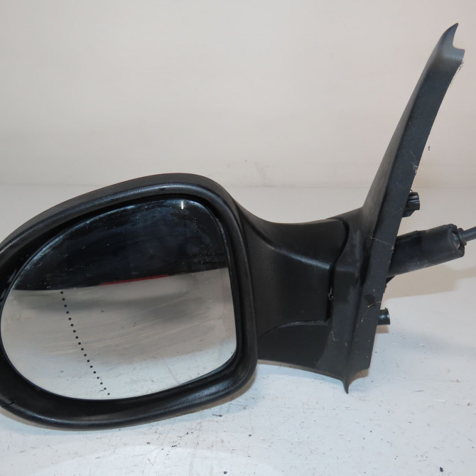 Retroviseur exterieur gauche occasion  Renault CLIO II (BB_, CB_) 1.2 (bb0a, bb0f, bb10, bb1k, bb28, bb2d, bb2h, cb0a,... (1998-2010) 5 portes   963020266R  1