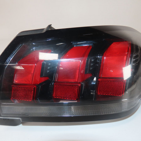 Feu arrière droit occasion  Peugeot 208 II (UB_, UP_, UW_, UJ_) 1.2 puretech 100 (2019) 5 portes   9823216580 