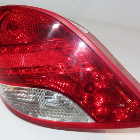 Feu arrière gauche occasion  Peugeot 207/207+ (WA_, WC_) 1.4 (2006-2013) 5 portes   6350HQ 