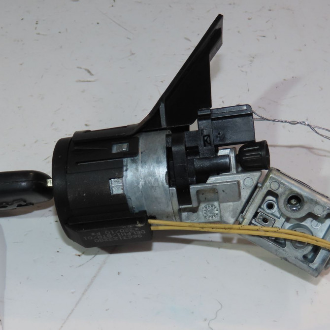 Antivol de direction occasion  Peugeot 207 SW (WK_) 1.6 hdi (2007-2012) 5 portes   4162XT  1