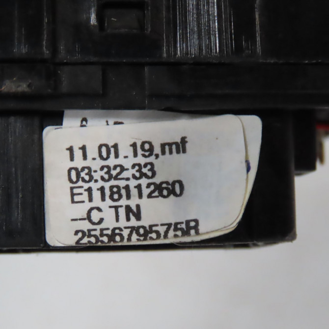 Commande essuie glace occasion  Dacia SANDERO II 1.0 sce 75 (b8jc, b8jd) (2016)   255679575R  2