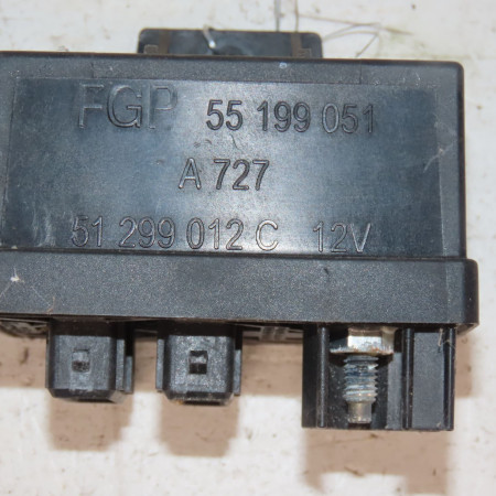 Boitier de préchauffage occasion  Alfa romeo 159 (939_) 1.9 jtdm 16v (939axc1b, 939axc12) (2005-2011)   51888255 