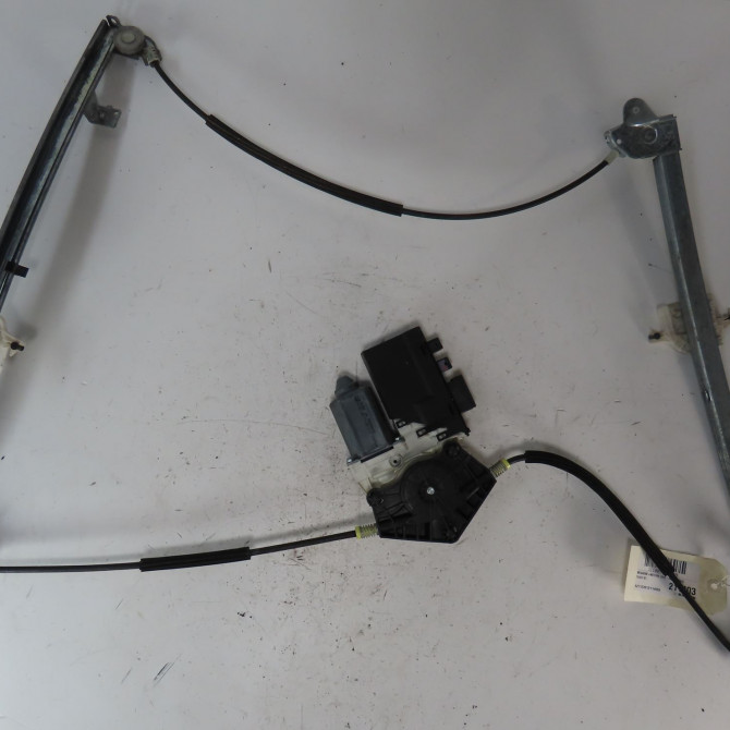 Mecanisme+moteur leve-glace avg occasion  Peugeot 807 (EB_) 2.2 hdi (2002)   9221L4  2