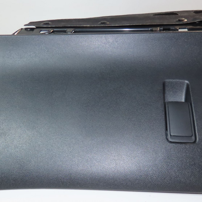 Boite à gants occasion  Peugeot 2008 II (UD_, US_, UY_, UK_) 1.2 puretech 130 (2019)   98268276ZD  1