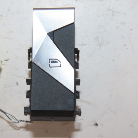 Commande leve-glace porte arrière gauche occasion  Ds DS 7 Crossback (J4_, JR_, JC_) 1.6 puretech 225 (j45gcr, j45ggr) (2017-2021)   98177784DX 