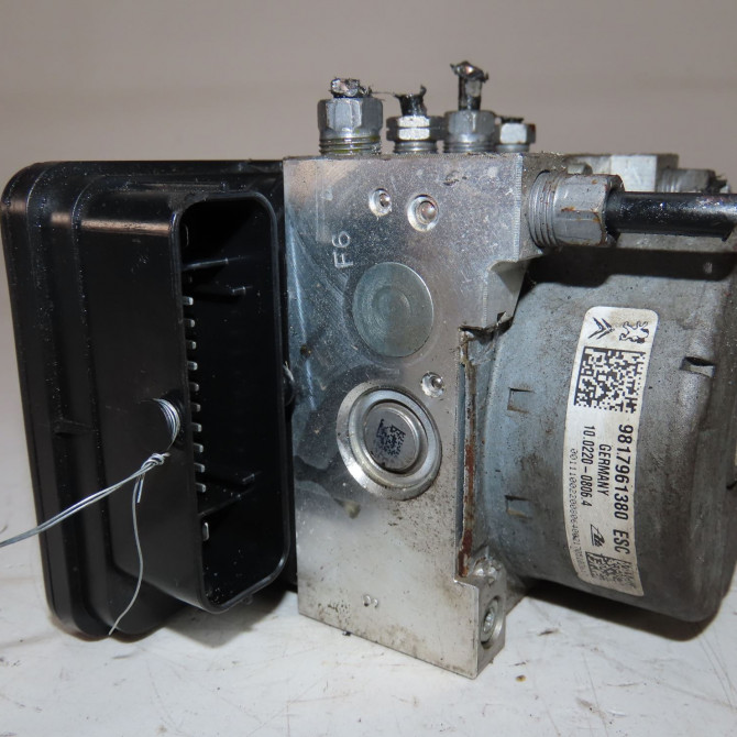 Unité hydraulique ABS occasion  Peugeot 208 I (CA_, CC_) 1.6 gti (2012)   1617358780  4