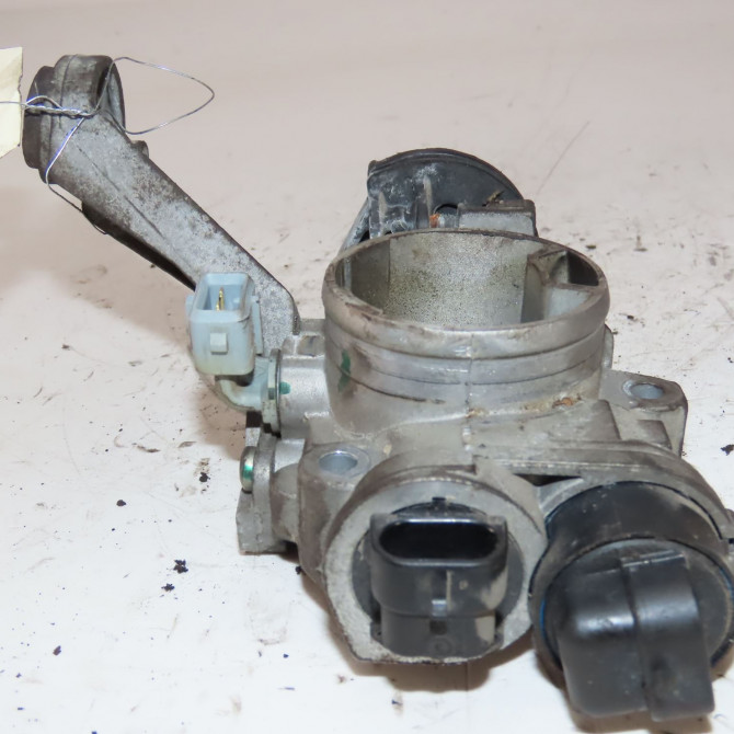 Boitier papillon occasion  Renault CLIO II (BB_, CB_) 1.2 (bb0a, bb0f, bb10, bb1k, bb28, bb2d, bb2h, cb0a,... (1998-2010) 5 portes   7700108120  5