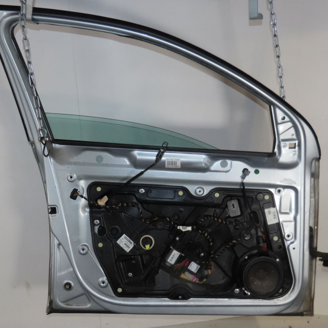 Porte avant gauche occasion  Volkswagen vw GOLF VI (5K1) 1.6 tdi (2009-2012) 5 portes   5K4831055H  2