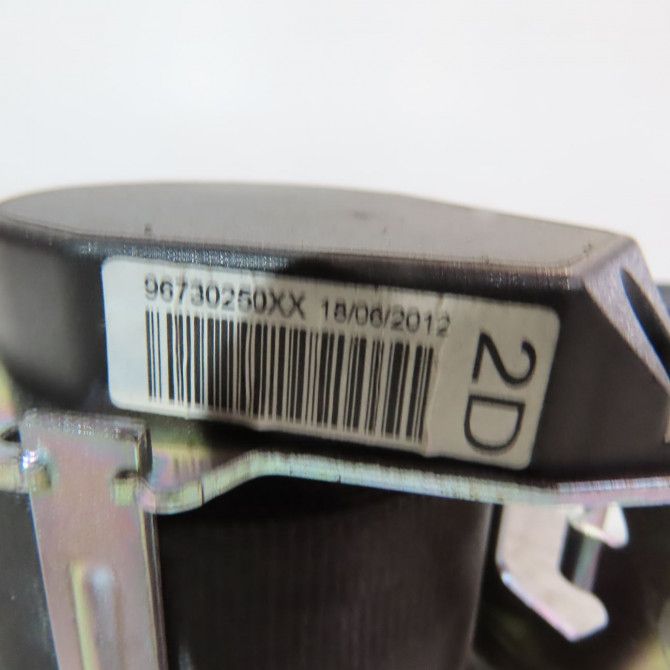 Ceinture arrière droite occasion  Peugeot 208 I (CA_, CC_) 1.4 hdi (2012) 3 portes   16101490XY  4