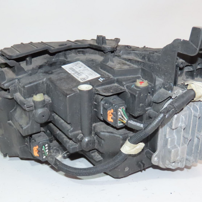 Phare droit occasion  Peugeot 308 III (FB_, FH_, FP_, F3_) Hybrid 225 (f3dgyt) (2021)   9849114880  2