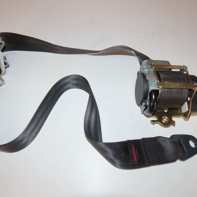Ceinture avant gauche occasion  Peugeot 207/207+ (WA_, WC_) 1.4 16v (2006-2013) 3 portes   8975CE  1