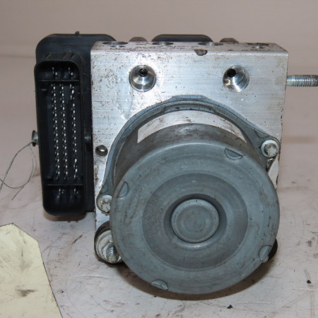 Unité hydraulique ABS occasion  Peugeot 308 III (FB_, FH_, FP_, F3_) Bluehdi 130 (fbyhzl, fbyhzt) (2021)   1647877680 