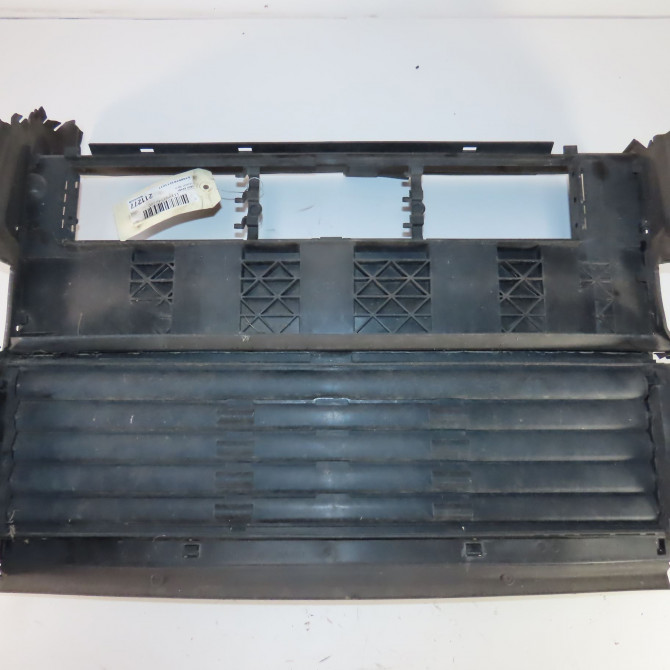 Face avant occasion  Peugeot 308 III (FB_, FH_, FP_, F3_) Hybrid 225 (f3dgyt) (2021)   9823355180  1